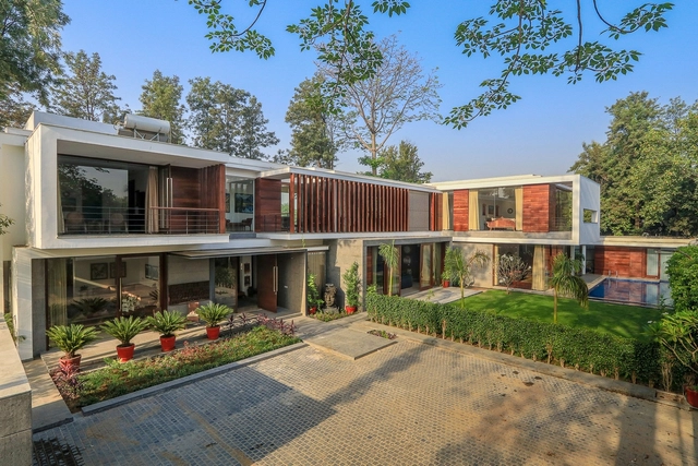 Gallery House / DADA & Partners - Houses, Garden, Facade