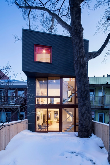 Hotel de Ville Residence  / Architecture Microclimat - Hoteles