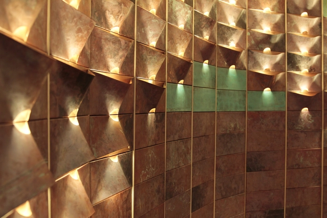 Revestimiento de muro LUM / Qstudio - Imagen Principal