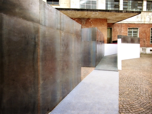 IT4FASHION / Studio Lauria - Reconversión