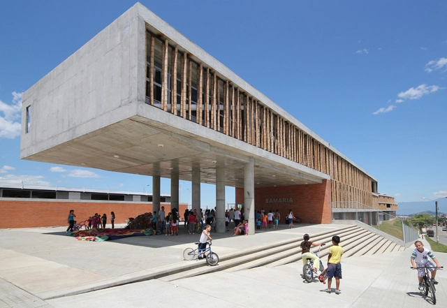 Institución Educativa La Samaria / Campuzano Arquitectos - Arquitectura Educacional, Fachada