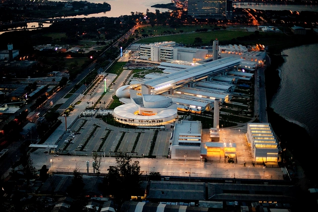 CENPES II / Siegbert Zanettini -  Sustentabilidade E Design Ecológico, Urbano