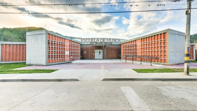 Escuela de Musica Yotoco / Espacio Colectivo Arquitectos - Escuelas, Fachada, Puerta