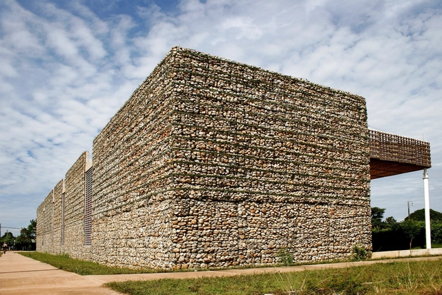 Biblioteca Pública de Villanueva / Alejandro Piñol, Germán Ramírez, Miguel Torres, Carlos Meza - Edificios Públicos, Fachada