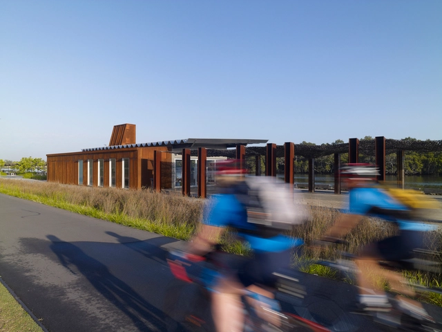 Armería Wharf  / Lahznimmo Architects - Reconversión