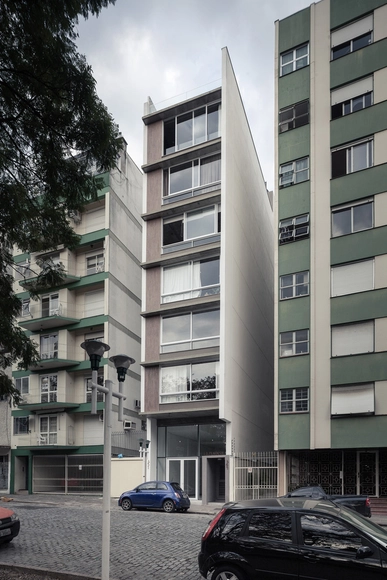 巴西半岛大楼 / Cantergiani+Kunze Arquitetos - 居住建筑