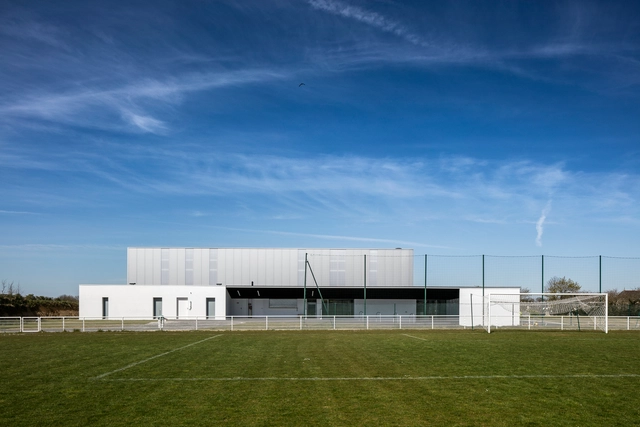 Gym Enoseis  / ENO Architectes - Gimnasio