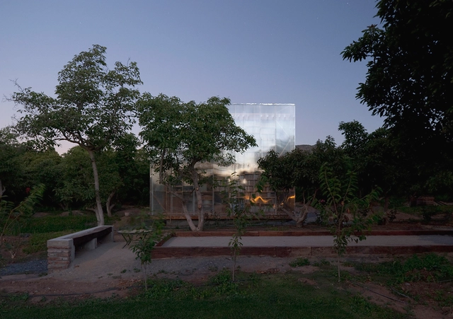 Casa LUC  / Elisa Gil + Maximiano Atria - Casas