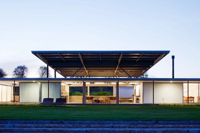 Residência FS / Andrade Morettin Arquitetos Associados - Casas