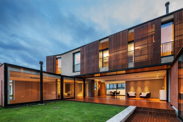 Casa NSN / Biselli Katchborian Arquitetos Associados - Casas