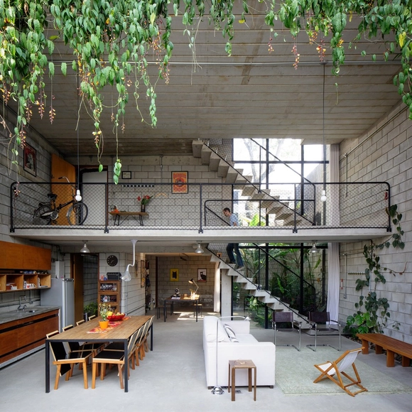 Casa Maracanã / Terra e Tuma Arquitetos Associados - Casas, Aido, Fachada, Viga, Porta, Mesa, Banco