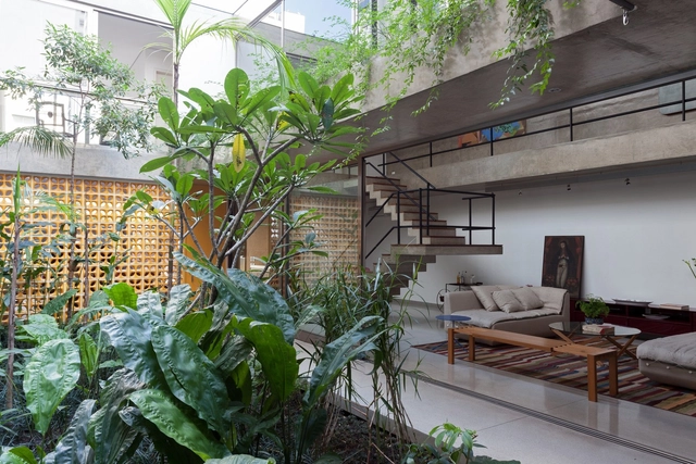 Casa Jardins / CR2 Arquitetura - Casas, Jardim, Fachada, Mesa