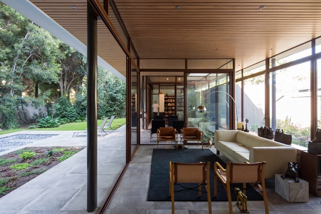 La Casa y Los Arboles  / Iglesis Arquitectos - Casas