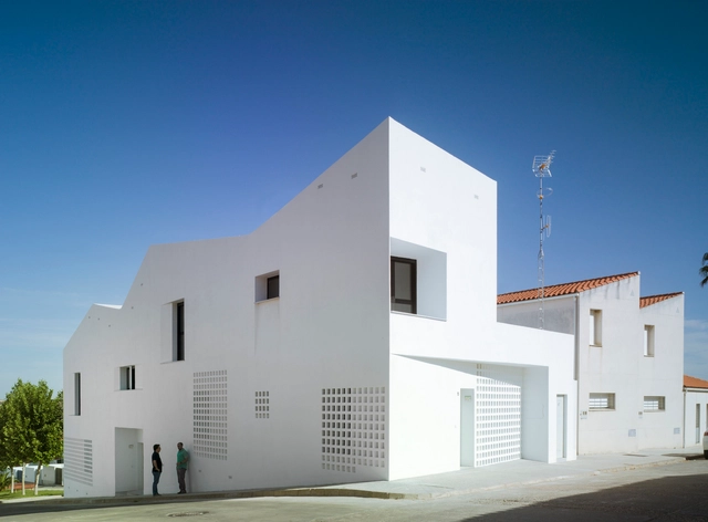 西班牙 3+2 社会住房  / Antonio Holgado Gómez - 社会住房