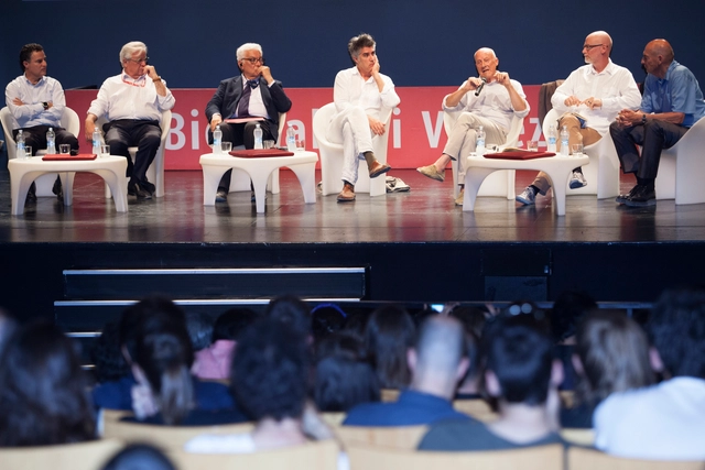 Uma conversa com Koolhaas, Foster e outros na Bienal de Veneza 2016 - Imagem de Destaque
