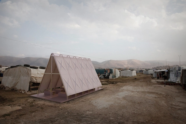 Yale Students Propose a Series of Pop-Up Religious Buildings to Sustain Culture in Refugee Camps - Featured Image