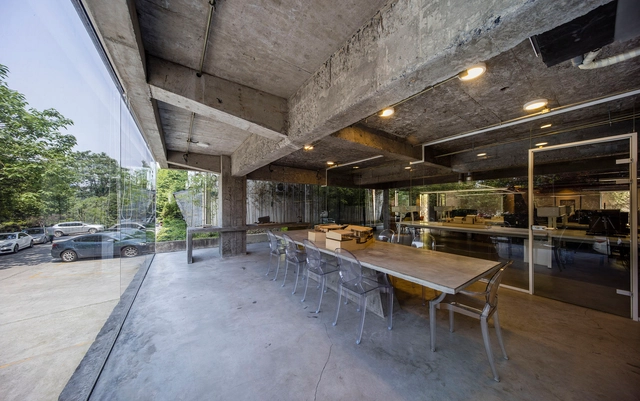 STUDIO QI建筑事务所(杭州)&万境设计办公室改造 / 戚山山，黄明健 - 办公室室内