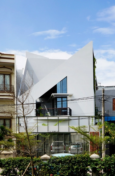 雅加达的独立建筑事务所 / Sonny Sutanto Architects - 办公设施