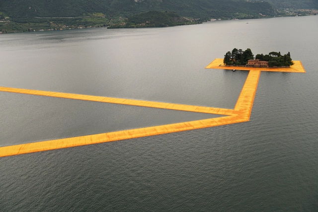 Constructing The Floating Piers: How the Last Great Work of Christo and Jean-Claude was Built - Featured Image
