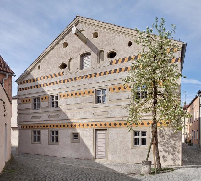 Casa de la cultura / KÜHNLEIN Architektur - Centro Cultural