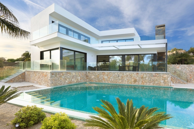 Vivienda en Nova Santa Ponsa  / Andreas Hummel Architekt - Casas