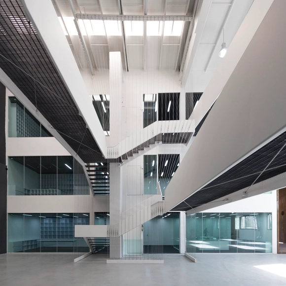Ario Choob 工业展馆和办公楼 / Nextoffice - Alireza Taghaboni - 展厅