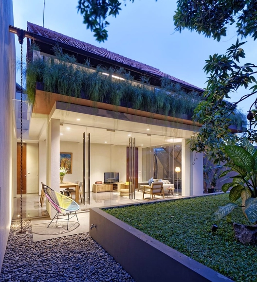 DeeRoemah / Gets Architects - Casas