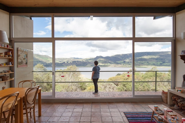 La Carbonera  / Yemail Arquitectura  - Casas, Cierros, Fachada, Barandas, Balcón, Fijación Vigas, Mesas, Sillas