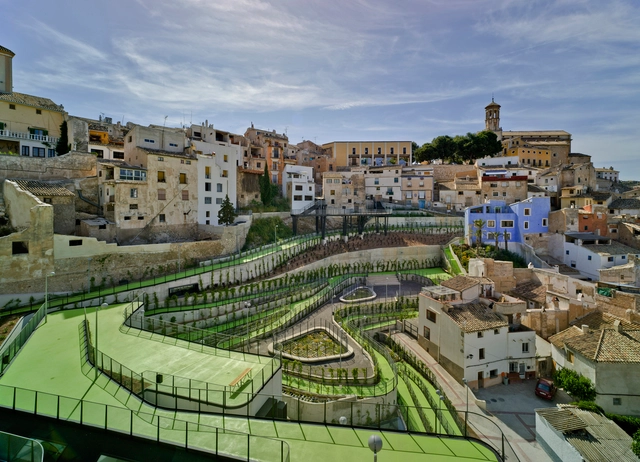 La Misteriosa Historia del Jardín que Produce Agua / Cómo crear historias - Planificación Urbana Y De Territorio