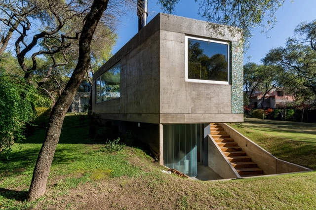 Casa no Bosque / GRUPOURBAN Arq. - Casas