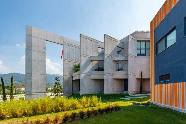 土耳其Eurogida工厂行政大楼  / Öney Architecture - 公共机构设施