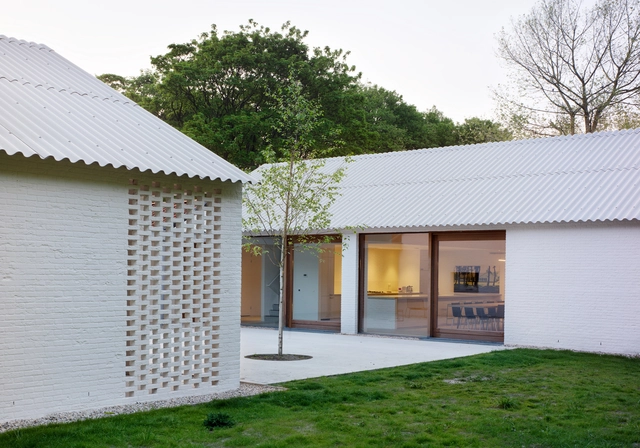 Casa en el Bosque / Studio Nauta - Casas