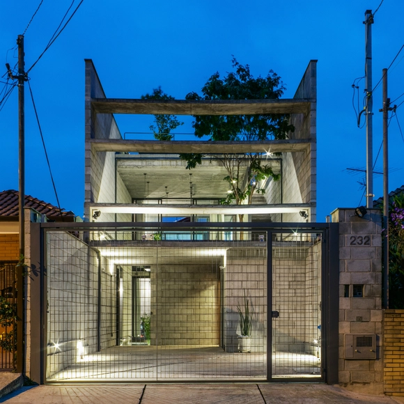 Material em Foco: Casa Mipibu por Terra e Tuma Arquitetos Associados - Imagem de Destaque