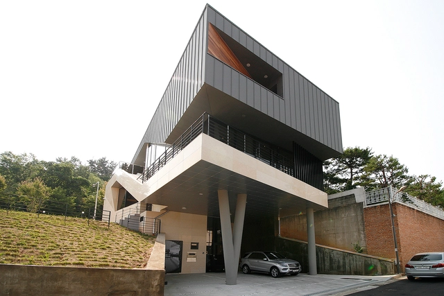 韩国广州 Floating-Ⅵ 住宅 / PLAN & HUMAN PLAN Architects office - 独立住宅