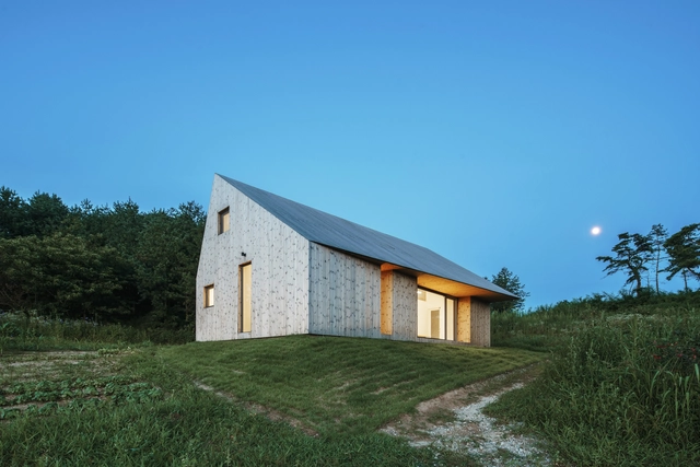 Shear House / stpmj - Casas