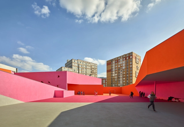 Grupo Escolar Simone Veil em Colombes / Dominique Coulon & associés - Escolas