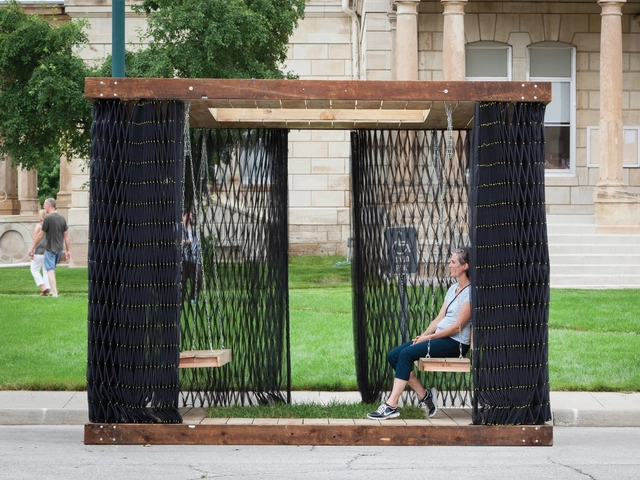 Porche de despliegue de Smocked / Substance Architecture - Instalaciones Y Estructuras