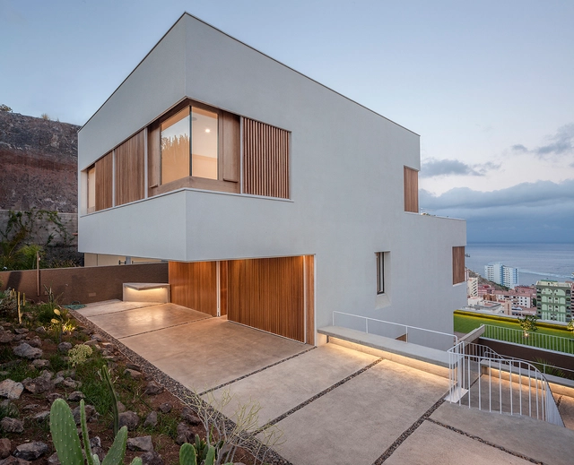 CasaChris / Equipo Olivares Arquitectos  - Casas