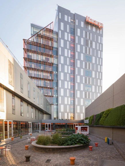Casa Naranja / aft Arquitectos - Edificios Institucionales, Fachada, Iluminación
