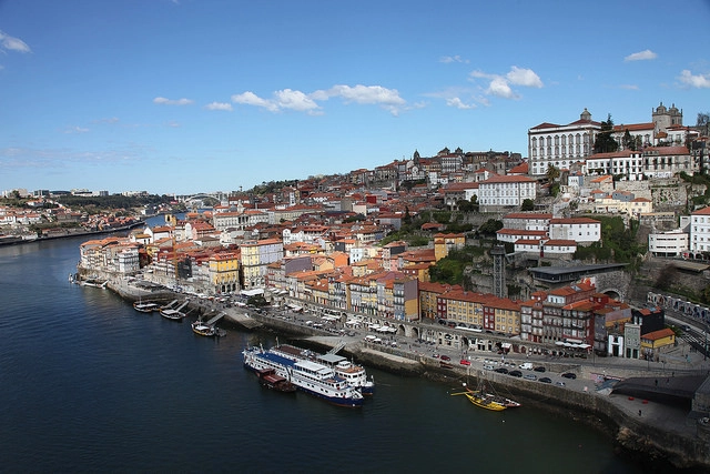 CAU/BR, Itamaraty e MEC debatem revalidação de diplomas brasileiros em Portugal - Imagem de Destaque