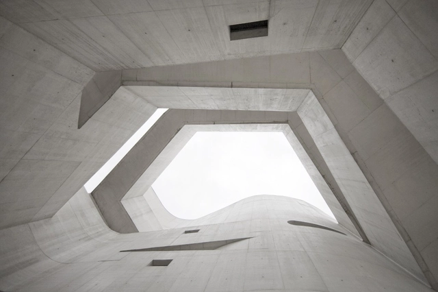 A autonomia da fotografia: re-apresentações de arquiteturas - Imagem de Destaque
