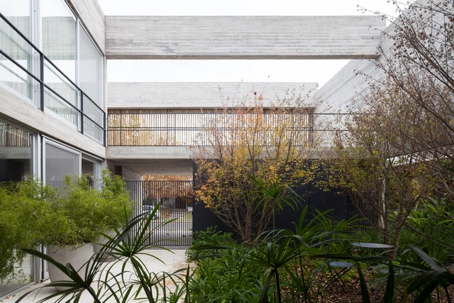 House 131 / Díaz Varela Sartor - Houses
