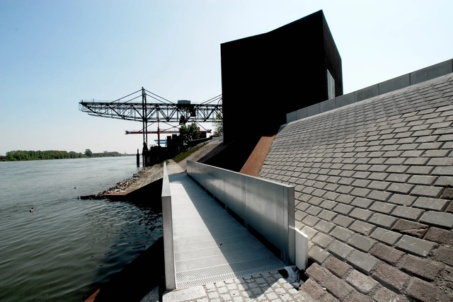 Estación de bombeo Mainz / SYRA_Schoyerer Architekten - Infraestructura