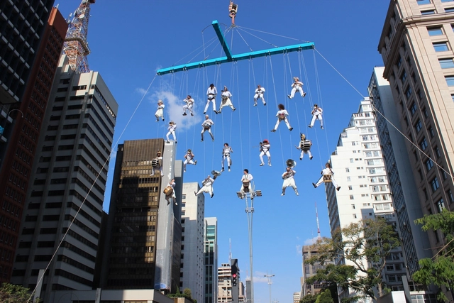 Aerogroove hizo que la música local volara por sobre las calles de Río en las Olimpiadas - Arte Y Arquitectura