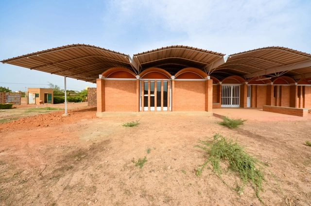 Home Kisito / Albert Faus  - Houses