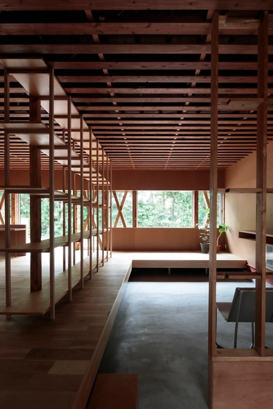 House in Kugayama  / miCo. - Houses, Beam, Facade, Bench