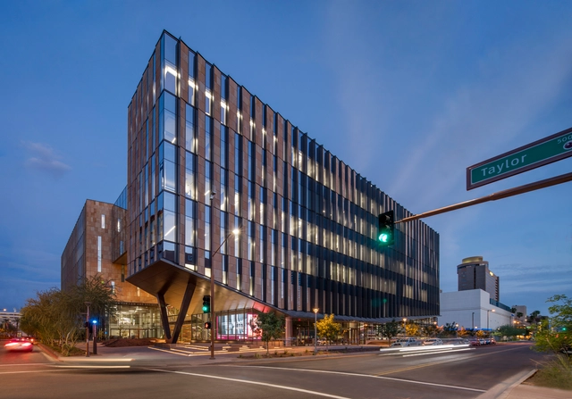 Centro Beus para Direito e Sociedade  / ennead Architects - Universidade