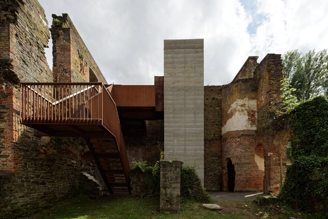 Centro de Visitantes do Monastério de Villers / Binario Architectes - Preservação Histórica