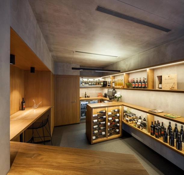 Vinoteca  / Araiz - Floristán Arquitectos - Viña