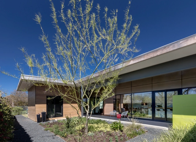 Moretti Residence / Norman D. Ward architect - Houses, Facade